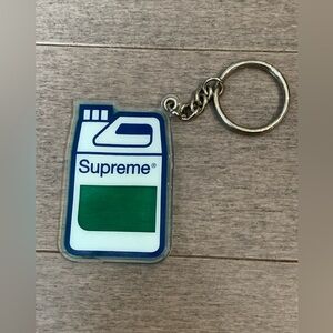 Supreme FW19 Green Oil Jug Gel Keychain